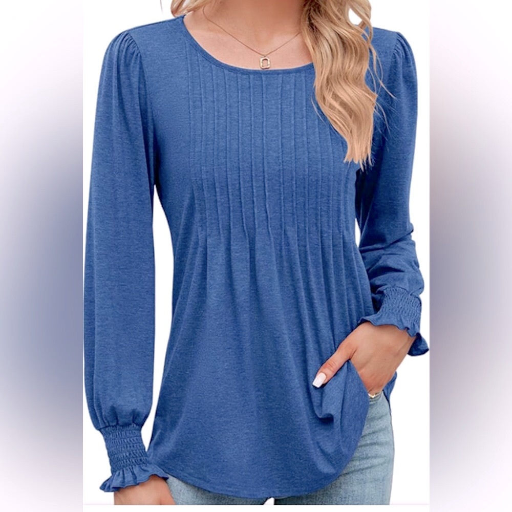 Micoson dark teal long sleeve top, size small, NWT.